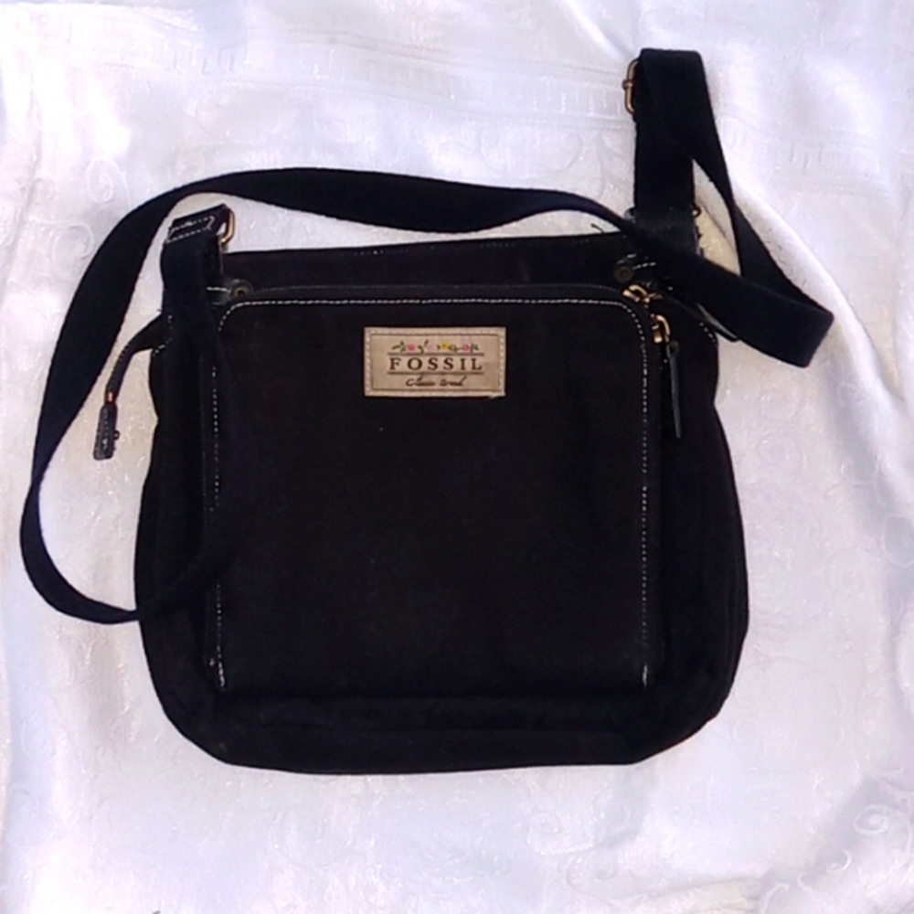 Fossil classic brand crossbody